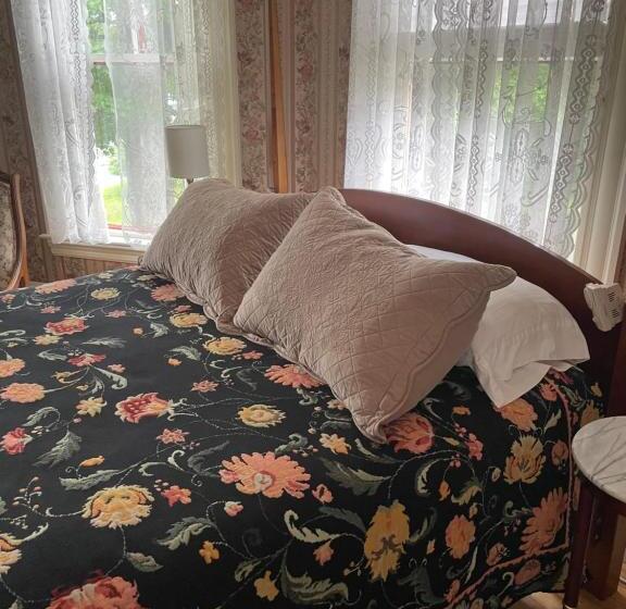 스탠다드 룸, Guilford Bed And Breakfast