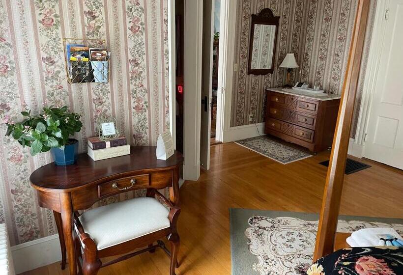 غرفة قياسية, Guilford Bed And Breakfast