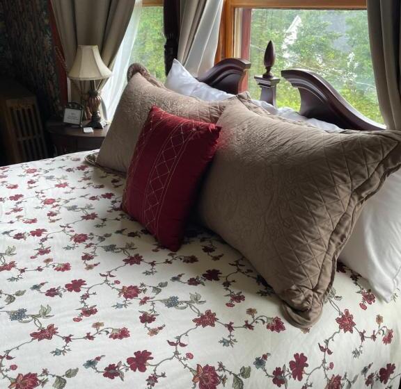 디럭스 룸, Guilford Bed And Breakfast