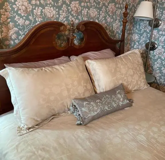 スタンダード４人部屋, Guilford Bed And Breakfast