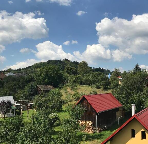 Номер Стандарт Вид на Сад, Ubytování U Valašských Ponožek