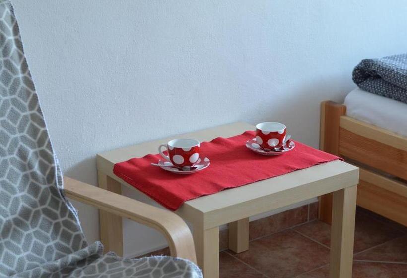 חדר סטנדרט נוף לגינה, Ubytování U Valašských Ponožek