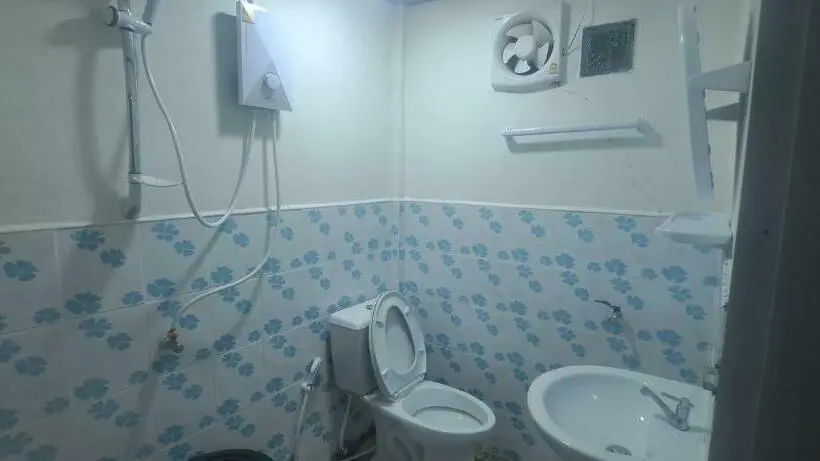テラス付きスタンダードルーム, บ้านไร่ระเบียงฟ้า น้ำหนาว แคมป์ปิ้ง