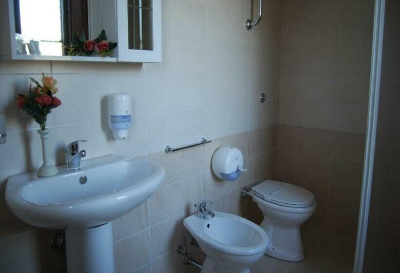 Номер Стандарт Трехместный, Tenuta Madre Terra Resort