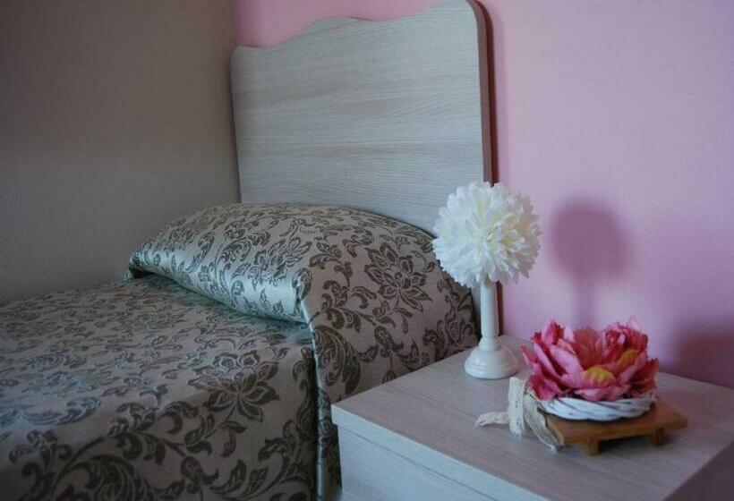 Номер Стандарт Трехместный, Tenuta Madre Terra Resort