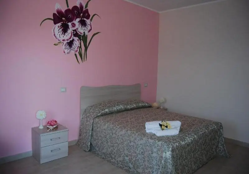 Standard Kolmen Hengen Huone, Tenuta Madre Terra Resort