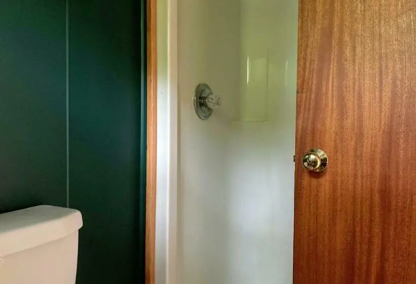 スタンダードルーム, The Lorca Adirondacks Motel