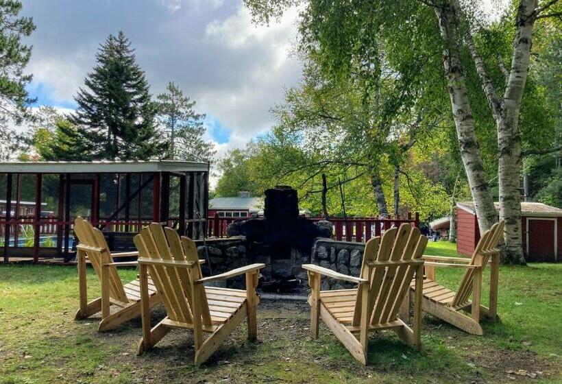 חדר סטנדרט, The Lorca Adirondacks Motel