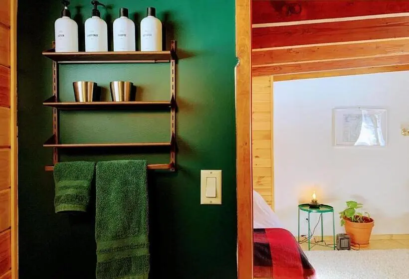 スタンダード４人部屋, The Lorca Adirondacks Motel