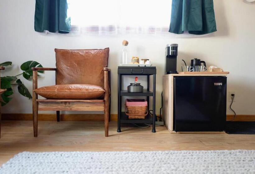 חדר סטנדרט לארבעה, The Lorca Adirondacks Motel