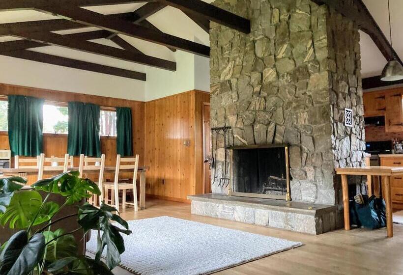 בית, 2 חדרי שינה, The Lorca Adirondacks Motel