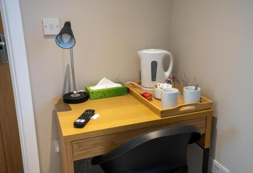 标准间, Paragraph Edmonton