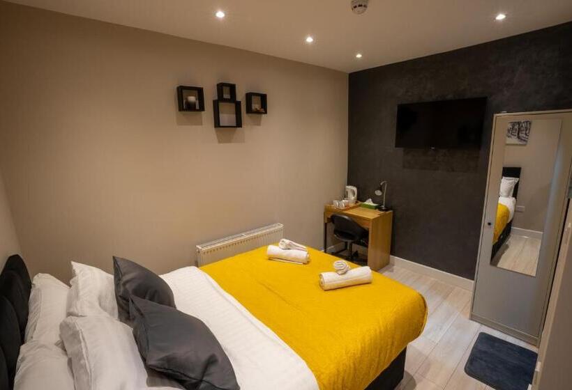 标准间, Paragraph Edmonton