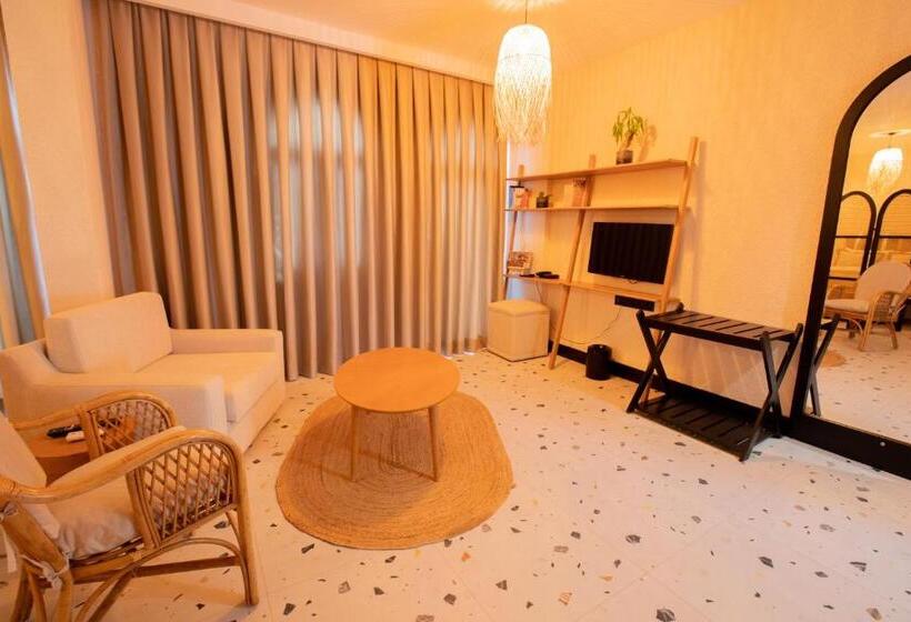 غرفة قياسية, Elysium Garden