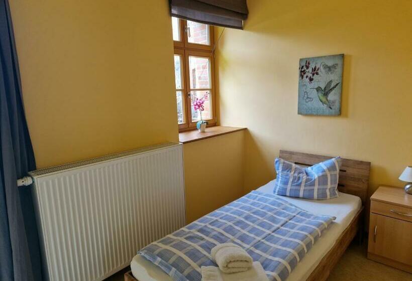 חדר סטנדרט יחיד, Schloss Rothenklempenow