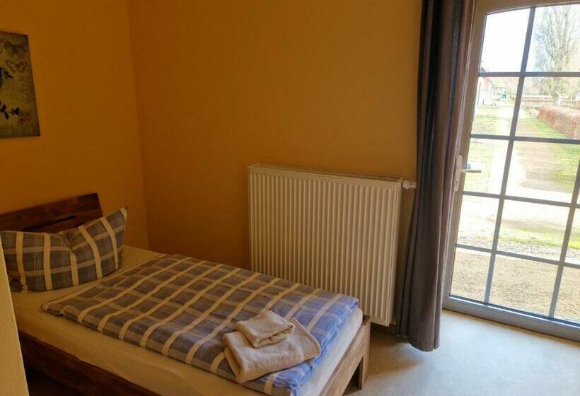 חדר סטנדרט יחיד, Schloss Rothenklempenow