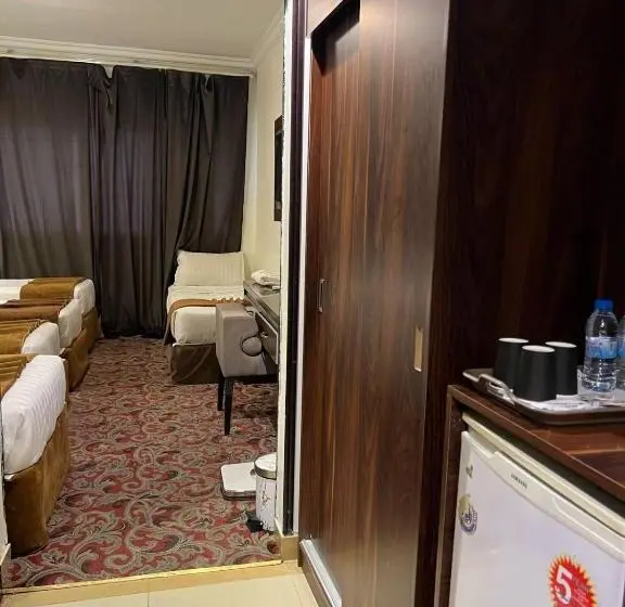 Perhehuone, Sky View Hotel, Madinah