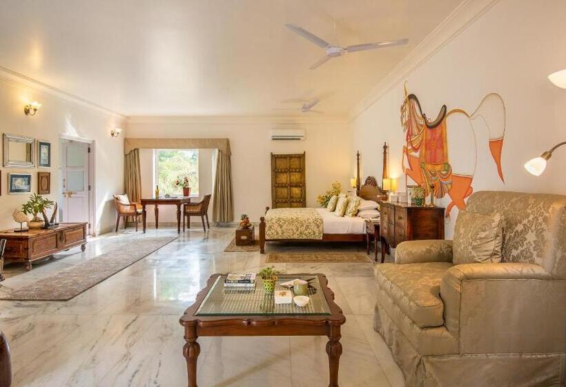 بنجلو قياسى غرفتين نوم, Kesarbagh