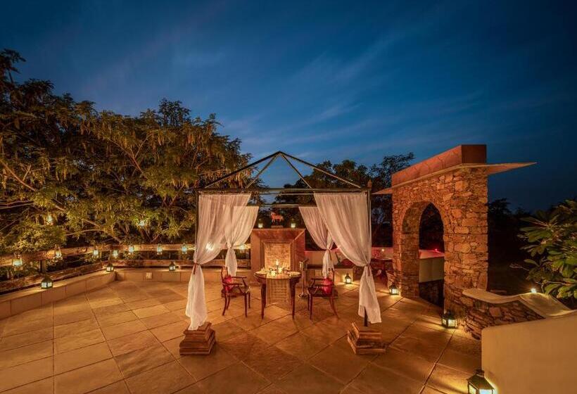 بنجلو قياسى غرفتين نوم, Kesarbagh