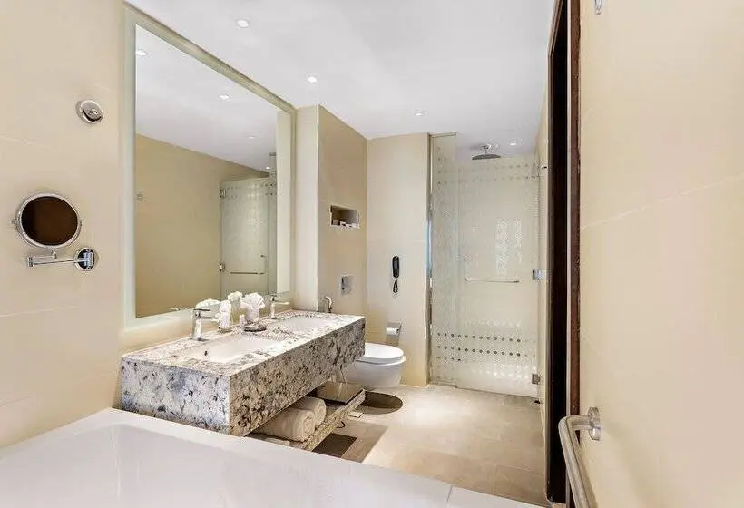 اتاق پرمیوم, Ramee Dream Hotel Downtown