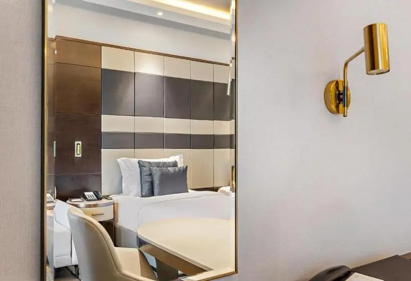 Premium room with view, Ramee Dream Hotel Downtown