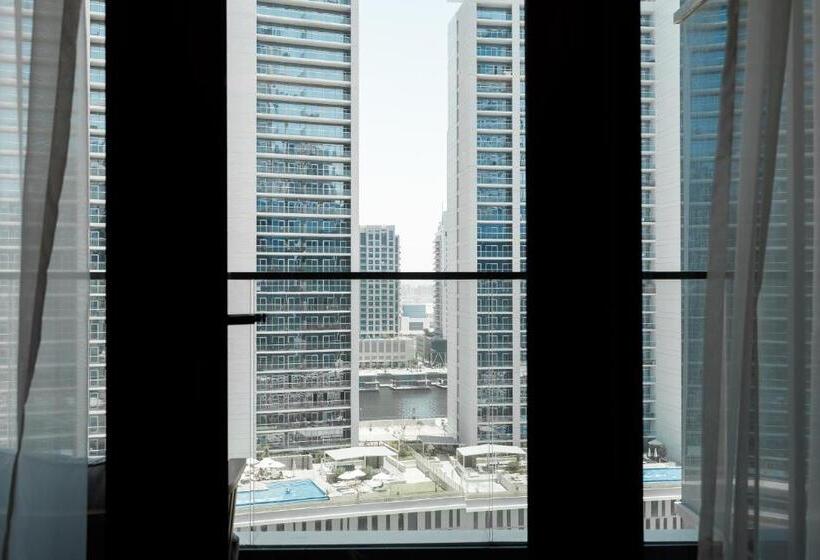 اتاق دلوکس با تخت کینگ و چشم‌انداز, Ramee Dream Hotel Downtown