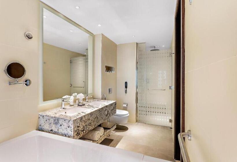سوییت, Ramee Dream Hotel Downtown