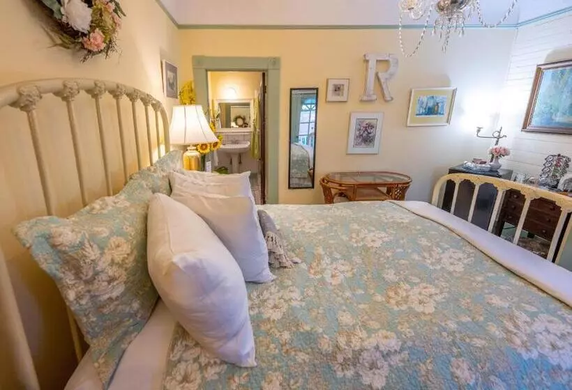 スタンダードルーム, Clementine S Guest House & Vacation Rentals