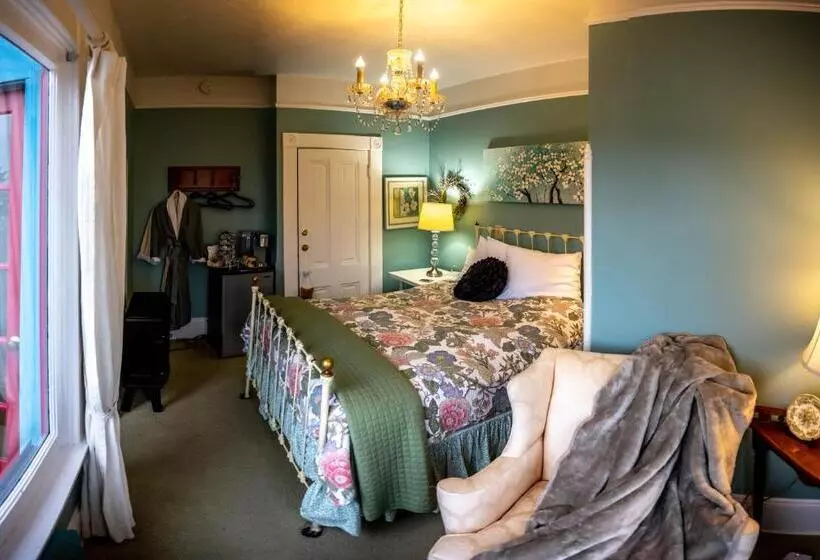 バルコニー付きスタンダードルーム, Clementine S Guest House & Vacation Rentals