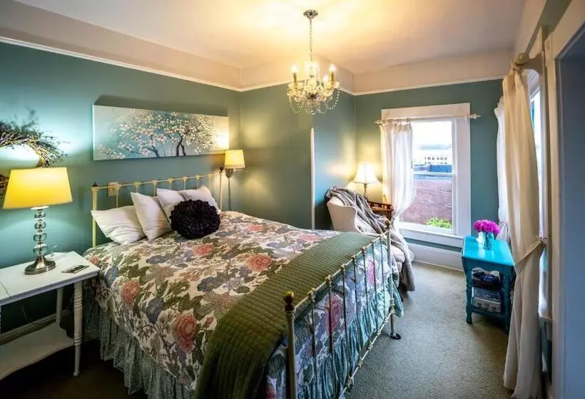 バルコニー付きスタンダードルーム, Clementine S Guest House & Vacation Rentals