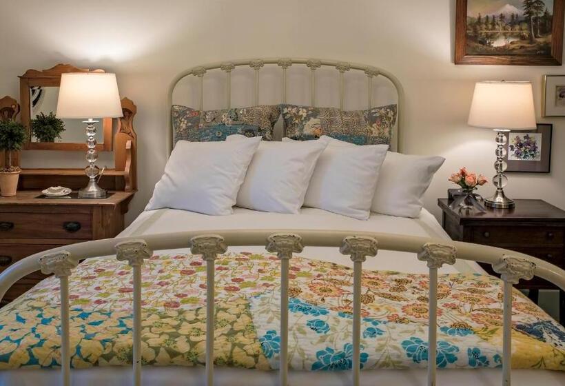 غرفة قياسية, Clementine S Guest House & Vacation Rentals