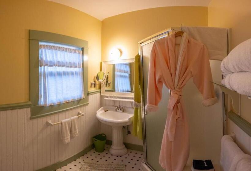 غرفة قياسية, Clementine S Guest House & Vacation Rentals