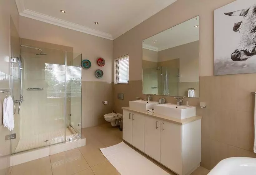 デラックスルーム, Hyde Park Guest House