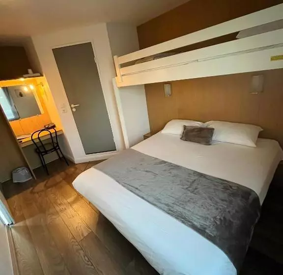 スタンダードトリプルルーム, Brit Hotel Essentiel Pau Lescar