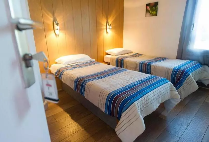 スタンダードルーム, Brit Hotel Essentiel Pau Lescar