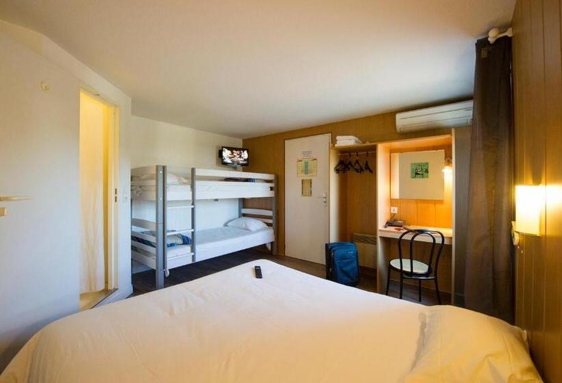 غرفة قياسية رباعية, Brit Hotel Essentiel Pau Lescar