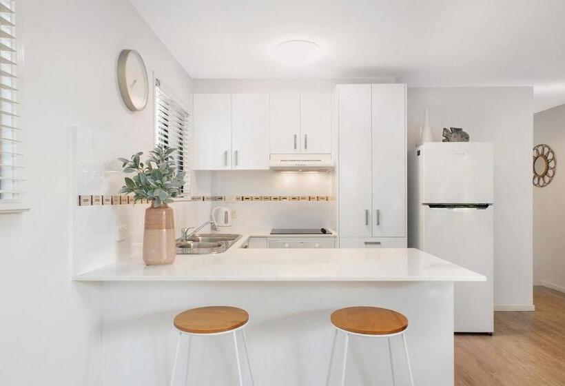 آپارتمان 2 خوابه, Gosamara Apartments