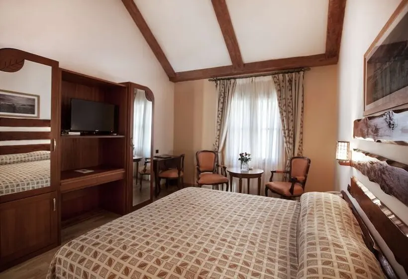 Superior Yhden Hengen Huone, Grand Hotel Villa De France