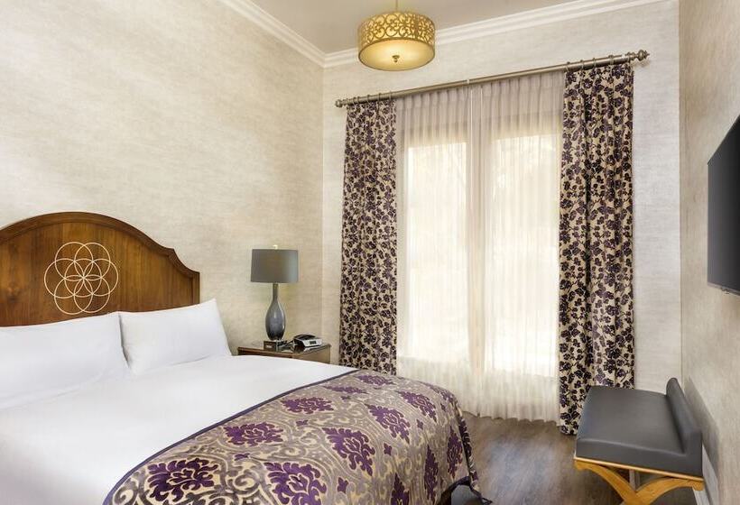 سوئیت با تخت بزرگ, Allegretto Vineyard Resort Paso Robles