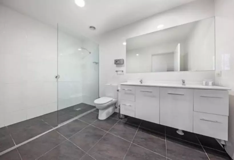プレミアム３ベッドルームアパート, Belconnen Way Hotel & Serviced Apartments