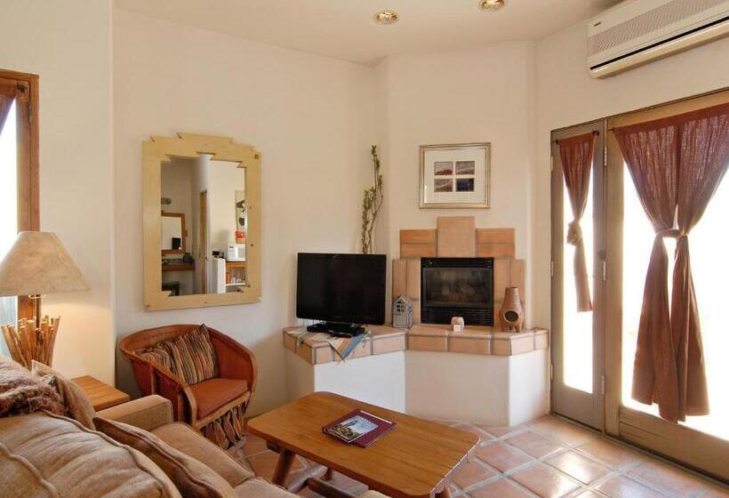 Quarto Superior Cama King, Borrego Valley Inn