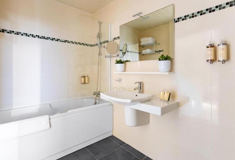 غرفة سوبيريور مطلّة علي الحديقة, Castel Clara Thalasso & Spa