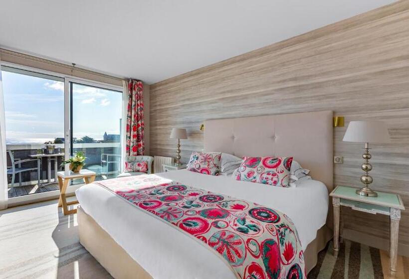 جناح مطلّ علي البحر, Castel Clara Thalasso & Spa