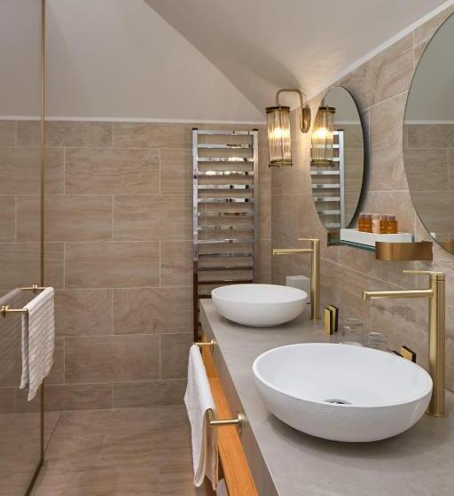 جناح جونيور مطل على الحديقة, Castel Clara Thalasso & Spa