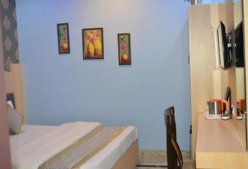 디럭스 룸, Cottage Ganga Inn