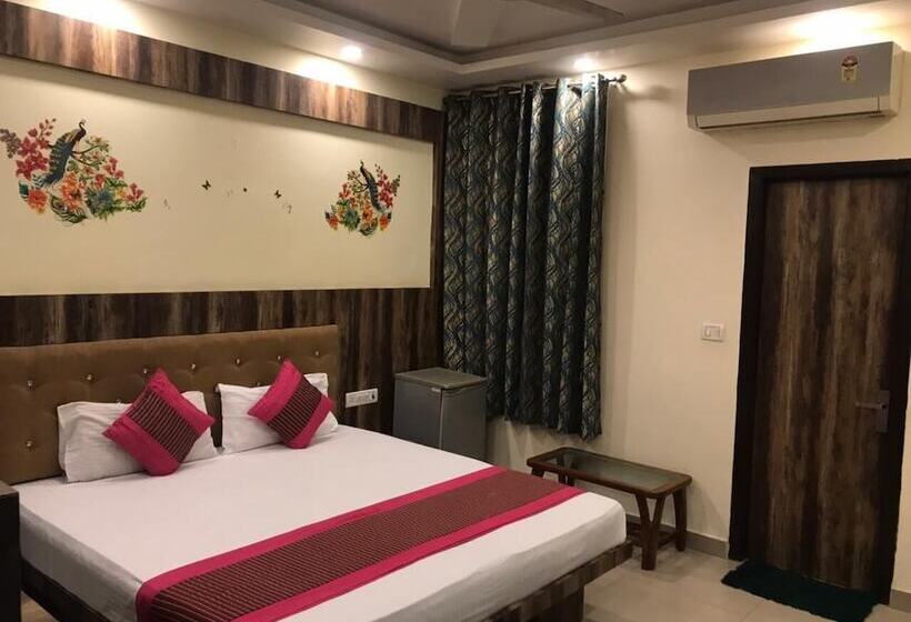 디럭스 룸, Cottage Ganga Inn