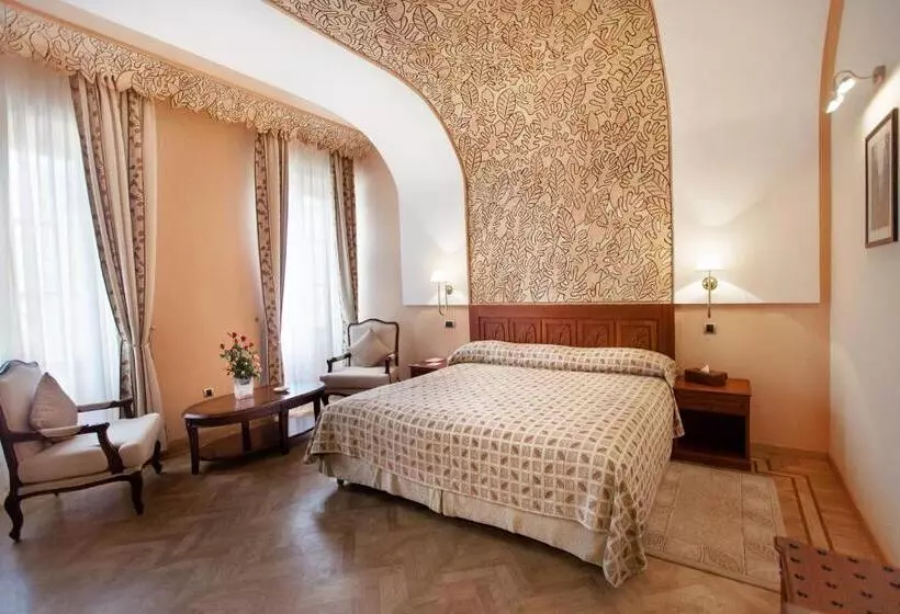 اتاق سوپریور, Grand Hotel Villa De France