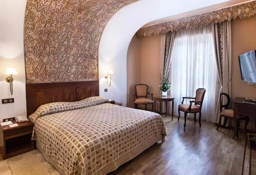 اتاق سوپریور, Grand Hotel Villa De France