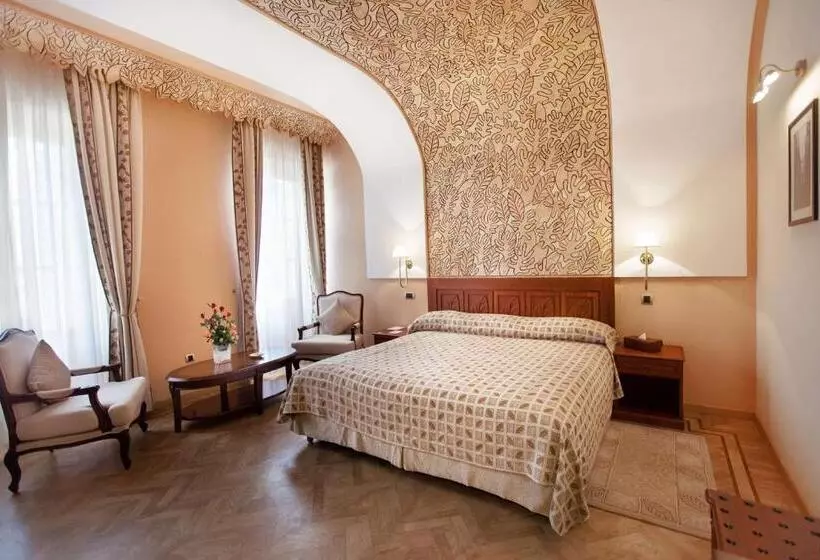 اتاق سوپریور یک تخته, Grand Hotel Villa De France