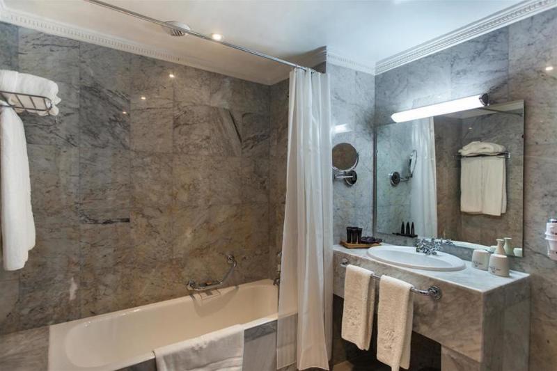 Номер Стандарт, Grand Hotel Villa De France